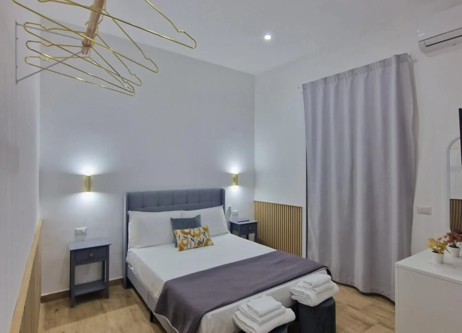 Гостевой дом Ventre Luxury Rooms Неаполь